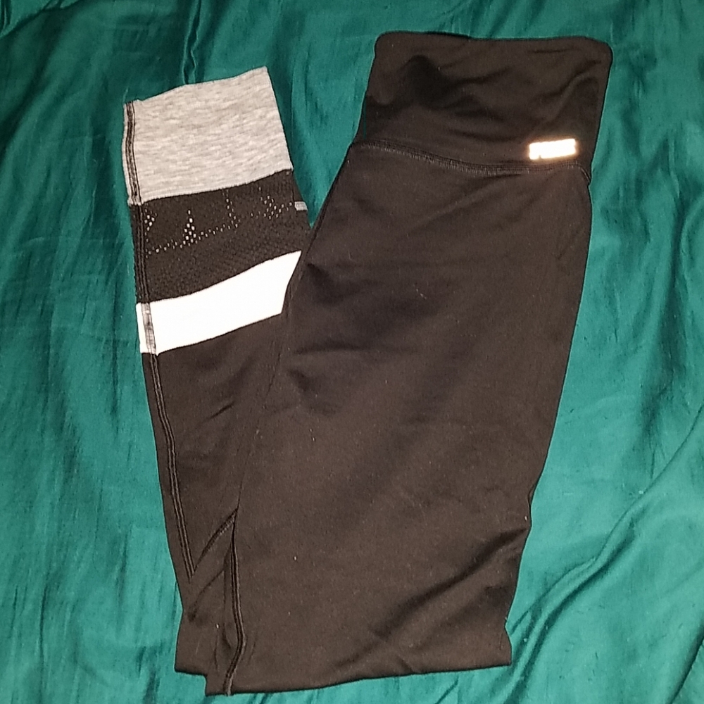 Victoria's secret pink ultimate leggings